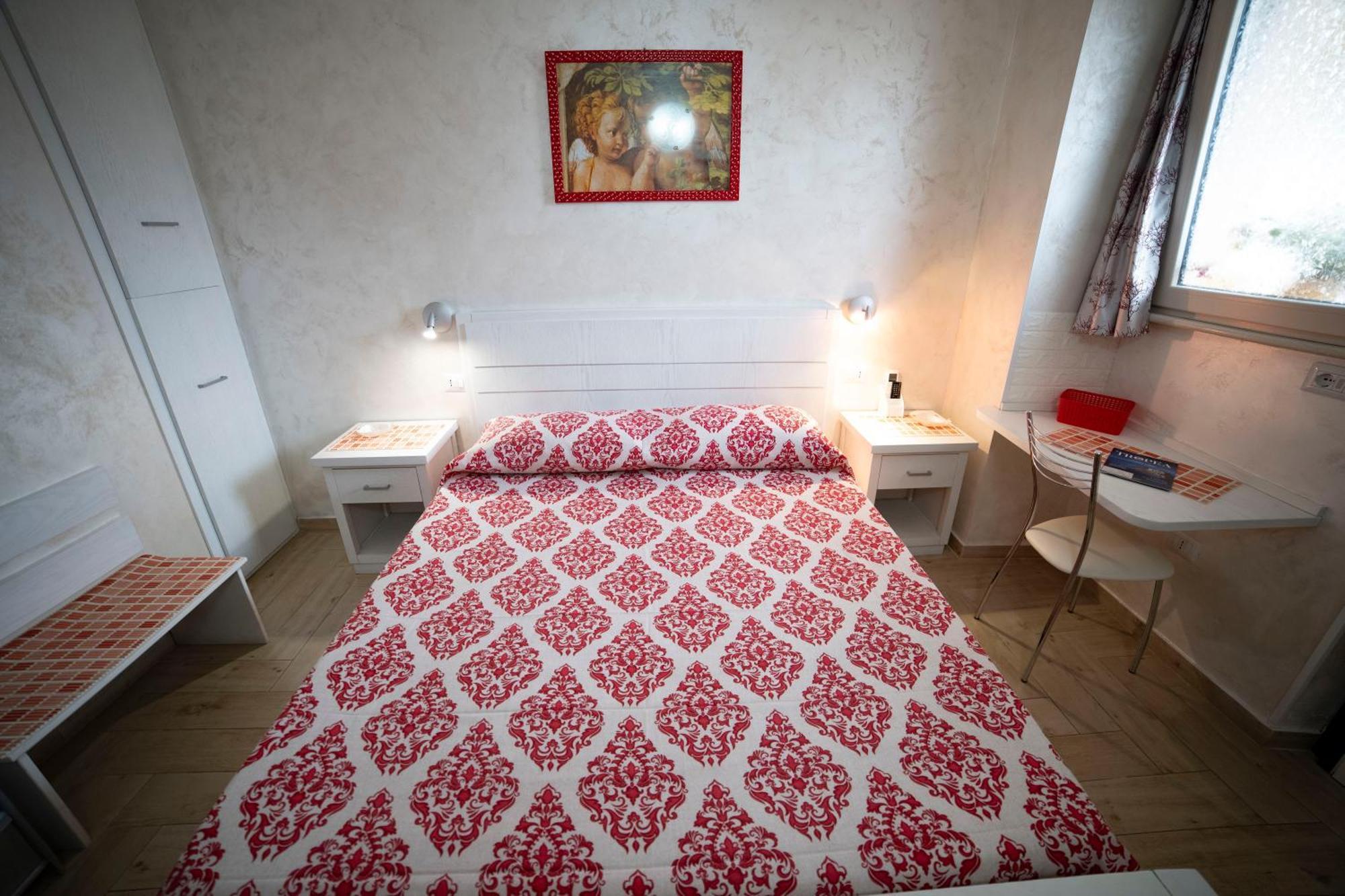 Bed and Breakfast La Perla Del Tirreno Tropea Exterior foto