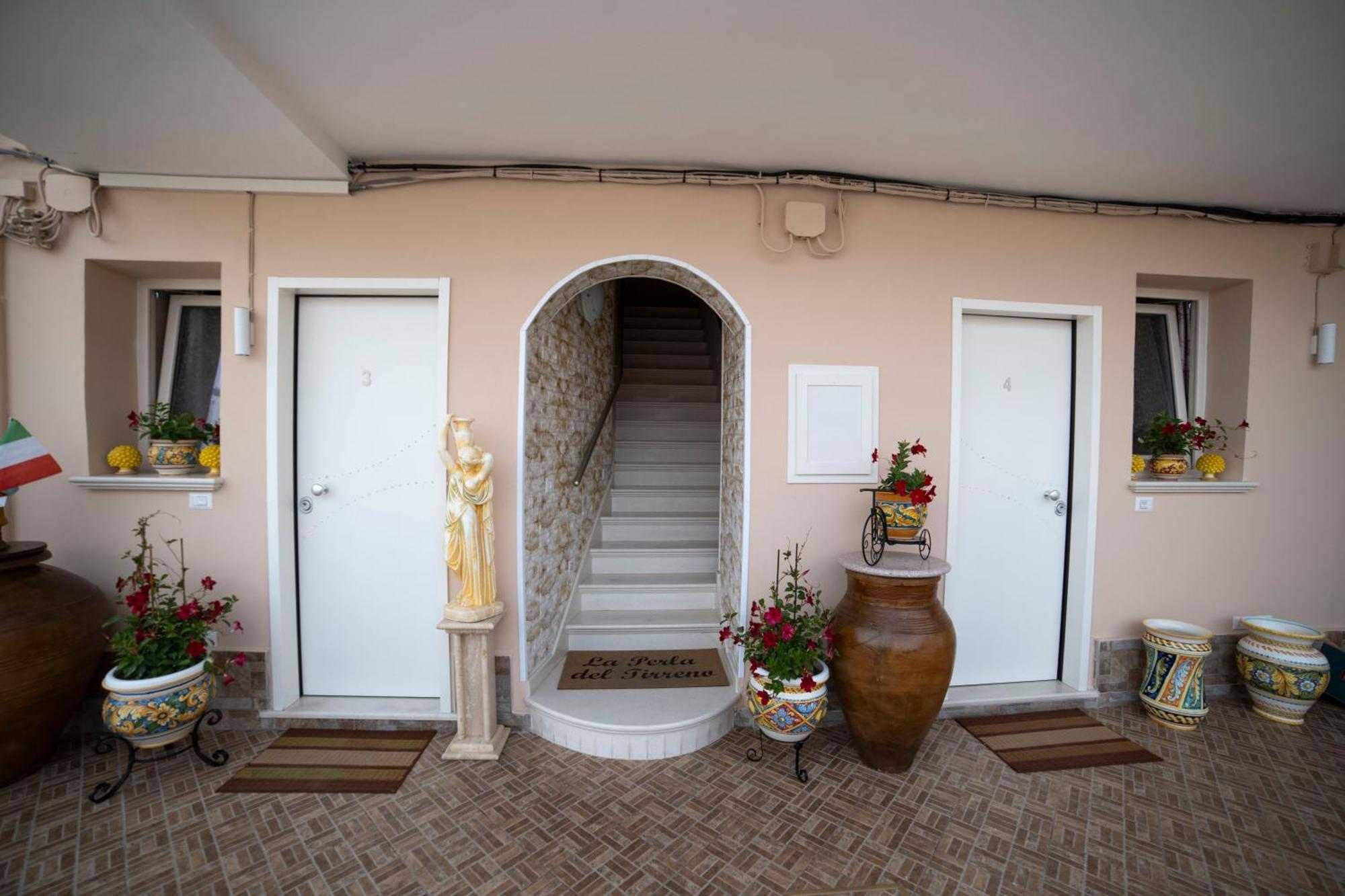 Bed and Breakfast La Perla Del Tirreno Tropea Exterior foto