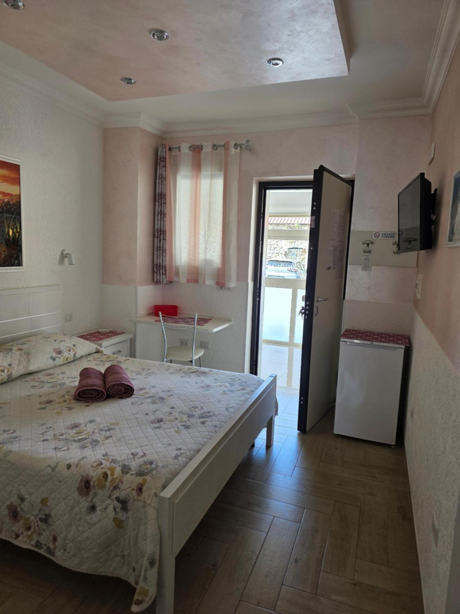 Bed and Breakfast La Perla Del Tirreno Tropea Exterior foto