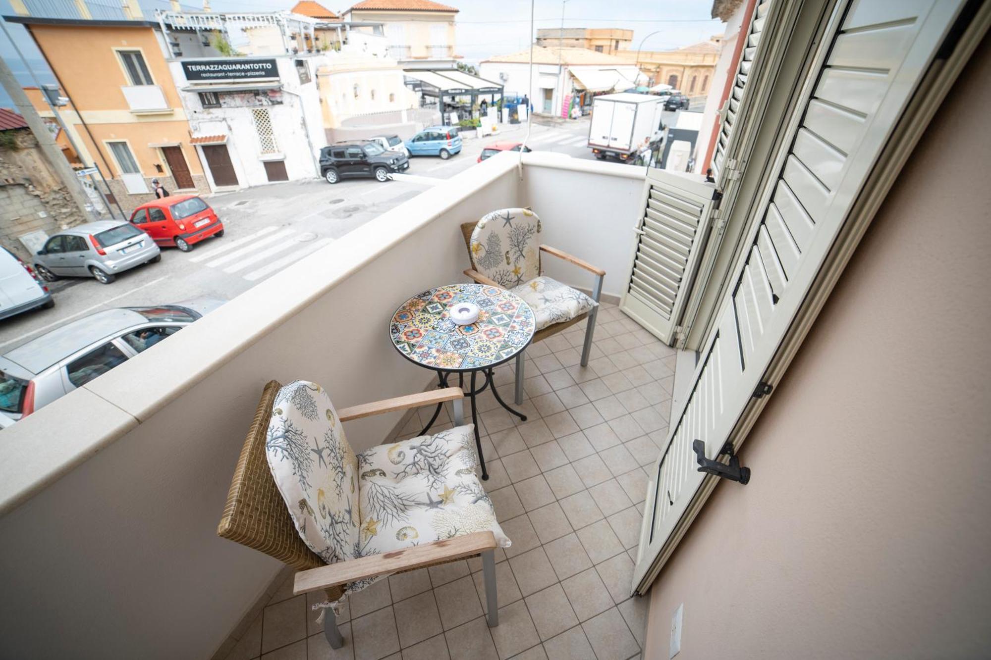 Bed and Breakfast La Perla Del Tirreno Tropea Exterior foto