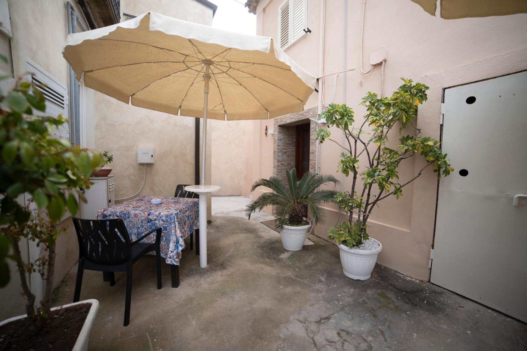 Bed and Breakfast La Perla Del Tirreno Tropea Exterior foto