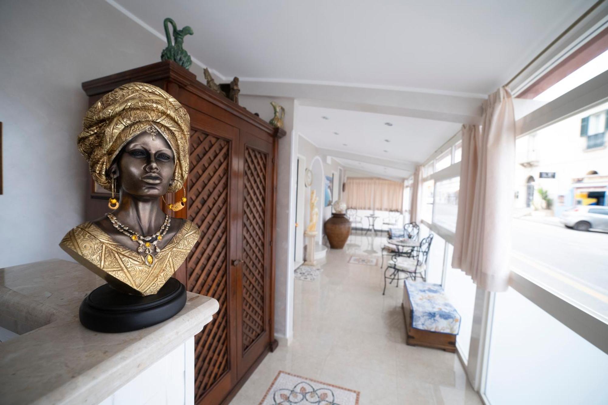 Bed and Breakfast La Perla Del Tirreno Tropea Exterior foto